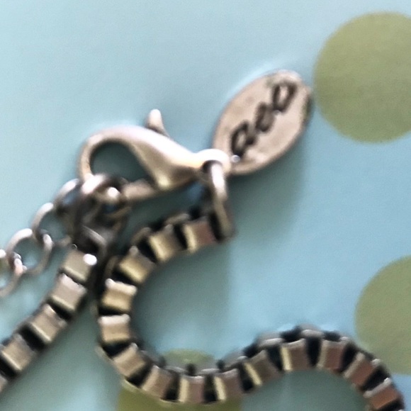 American Eagle Sparkle multi chain Necklace - Picture 3 of 3